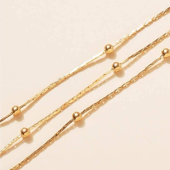 New bead layered ankle bracelet - Picture 2 of 3